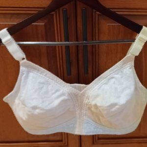 Playtex 18-Hour Bra, 44C